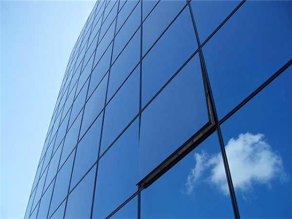 Fireproof curtain wall