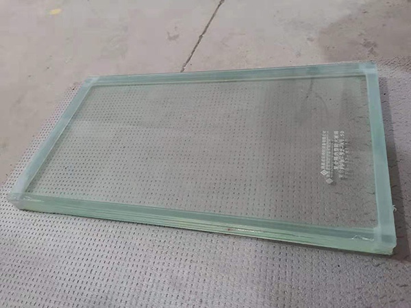 2-3 hour fire-resistant glass